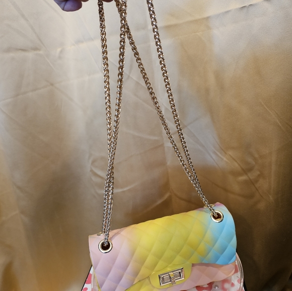 B Ombr​é Quilted Convertible Clutch Summer-y,fun, jelly,rainbow light  cute NWT - Picture 8 of 15
